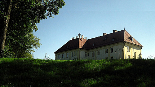 Pałac w Ostrowcu Sławieńskim