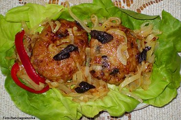 Kotlety z białej kiełbasy z suszonymi śliwkami .
Przepisy do zdjęć zawartych w albumie można odszukać na forum GarKulinar .
Tu jest link
http://garkulinar.jun.pl/index.php
Zapraszam. #kiełbasa #wędliny #SuszoneŚliwki #BiałaKiełbasa #obiad