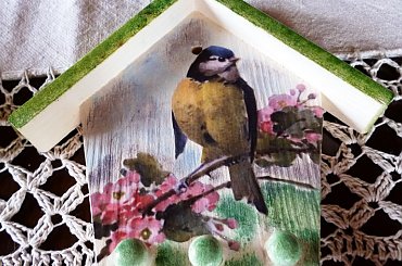 Przyleciał ptaszek #dekupage #dekupaż #wieszak