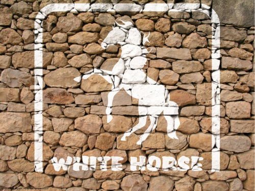 Malowany koń #BiałyKoń #KamiennaŚciana #inkscape #koń #ściana #WhiteHorse #konie
