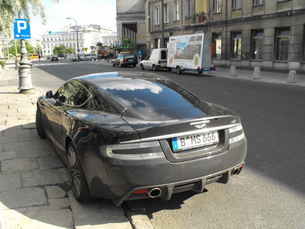 Aston Martin DBS