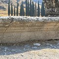 Hierapolis, Nekropola północna - chorzy tak licznie przybywający do leczniczych źródeł Pamukkale nie zawsze wracali do domów po odbytej kuracji... Jeden z największych cmentarzy Anatolii