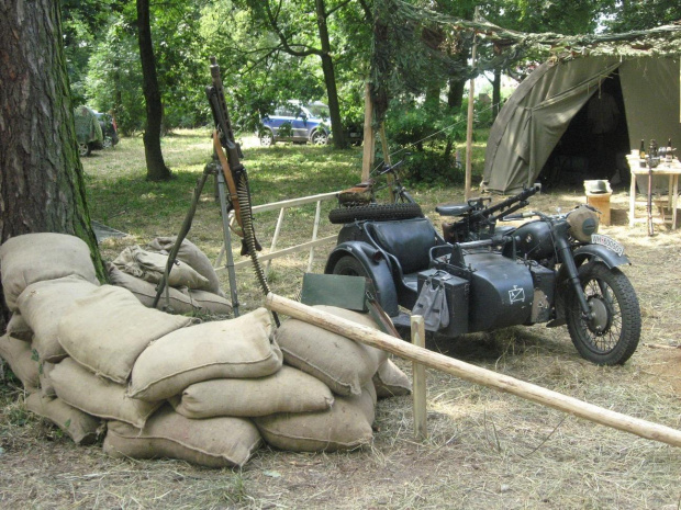 Podrzecze 17-19 VII, ZLOT GRUP REKONSTRUKCJI HISTORYCZNEJ I HISTORYCZNYCH POJAZDÓW WOJSKOWYCH