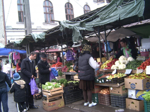 Bazar w Rumunii owoce znacznie tansze jak na Ukrainie...wiekrzy wybór!