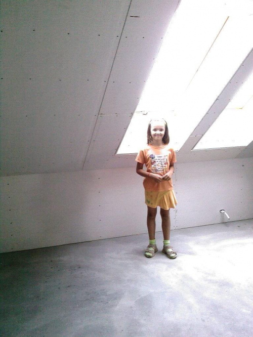 Iza w pokoju nad garażem (sierpień 2009)