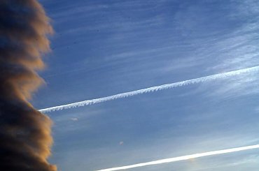 czarne chmury #błękit #chmury #niebo #ZachódSłońca