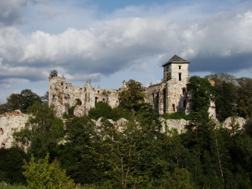 Zamek "Tęczyn" w Rudnie koło Krzeszowic-polecam szlakiem rowerowym przez puszczę Dulowską.