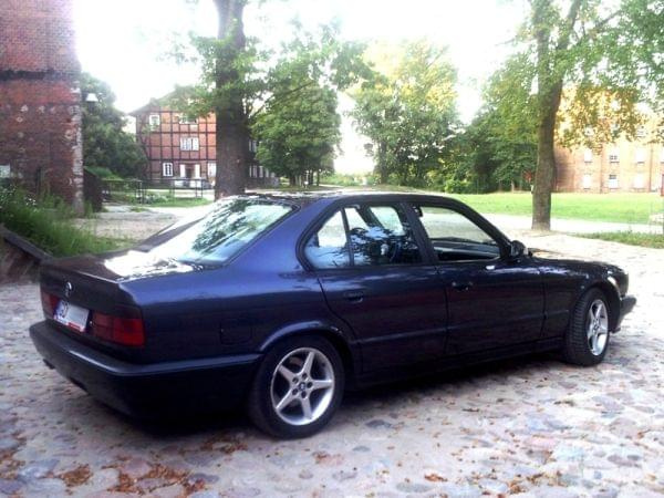 BMW e34 535