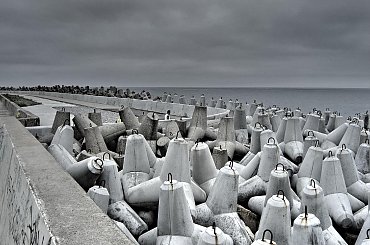 Betonowe rozgwiazdy. #BydgoskiWodniak #motorowodniak #MariuszKrajczewski