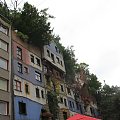 Dom Edificio Hundertwassera,nietypowego projektanta