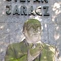 Stefan Jaracz, aktor reżyser, dyrektor Teatru " Ateneum " w Warszawie. Grób Stefana Jaracz na Starych Powązkach w Warszawie, ( ur. 24 grudnia 1883 r. w Żukowicach Starych koło Tarnowa, zm. 11. września 1945 r. w Otwocku )