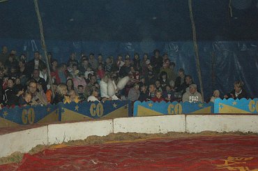 Cyrk Safari-2010. Zapraszamy na www.portalcyrkowy.ubf.pl #cyrk #safari #sezon #clown #rzeszów #występycyrkowe #kmc #portal #cyrkowy #portalcyrkowy #cyrksafari #arena