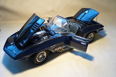 Chevrolet Corvette Mako Shark 1:18 AUTOart #Corvette #Chevrolet #Mako #MakoShark #Shark #rarytas #modele #koleckja #modelarstwo #AutoArt #rzadki #ChevroletCorvette #samochód #samochody #auto #auta #gratka