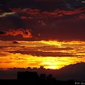 Zachód słońca poza miastem - Opolszczyzna #opolszczyzna #Opolskie #opole #zachód #zachod #słońca #slonca #wieś #wies
