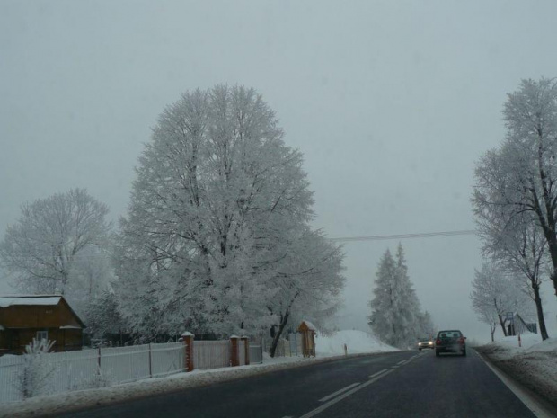 W drodze powrotnej z Świąt spędzonych w N.Targu. #zima #krajobraz #śnieg