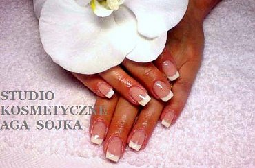 #tipsy #zelowe #akrylowe #paznokcie #manicure #pedicure #MakijazPermanentny #debica