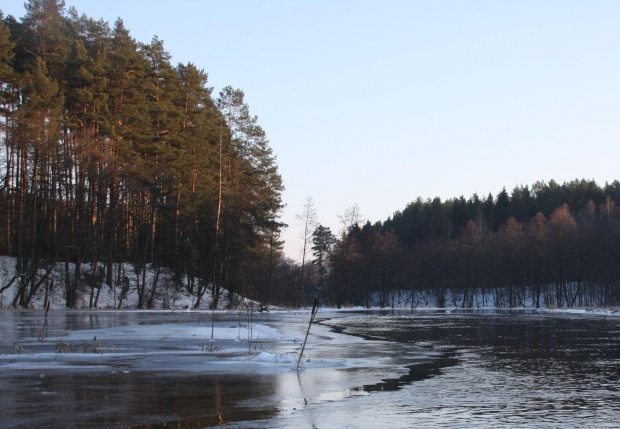 Rzeka Brda - 25.02.2011 - zdjęcie z samotnego spływu kajakowego. #BrdaZimą #Brda
