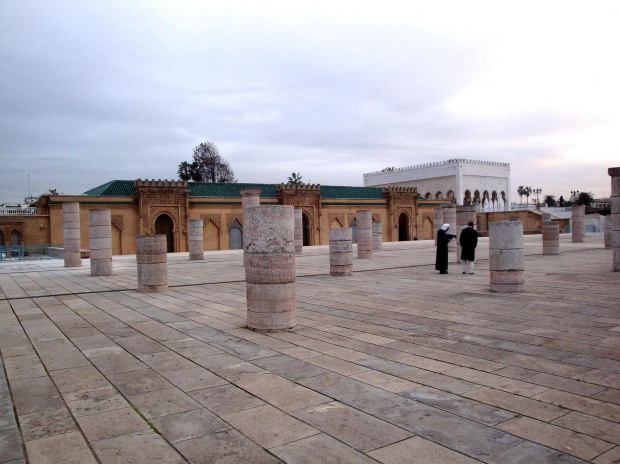 Rabat - plac przed Mauzoleum Muhammada V #Maroko #Rabat
