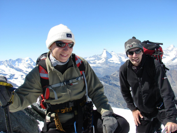Na szczycie Allalinhorn z Matterhornem w tle. #wakacje #góry #Alpy #lodowiec #treking #Szwajcaria #Allalin