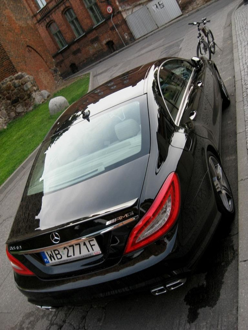 CLS MERCEDES AMG 63